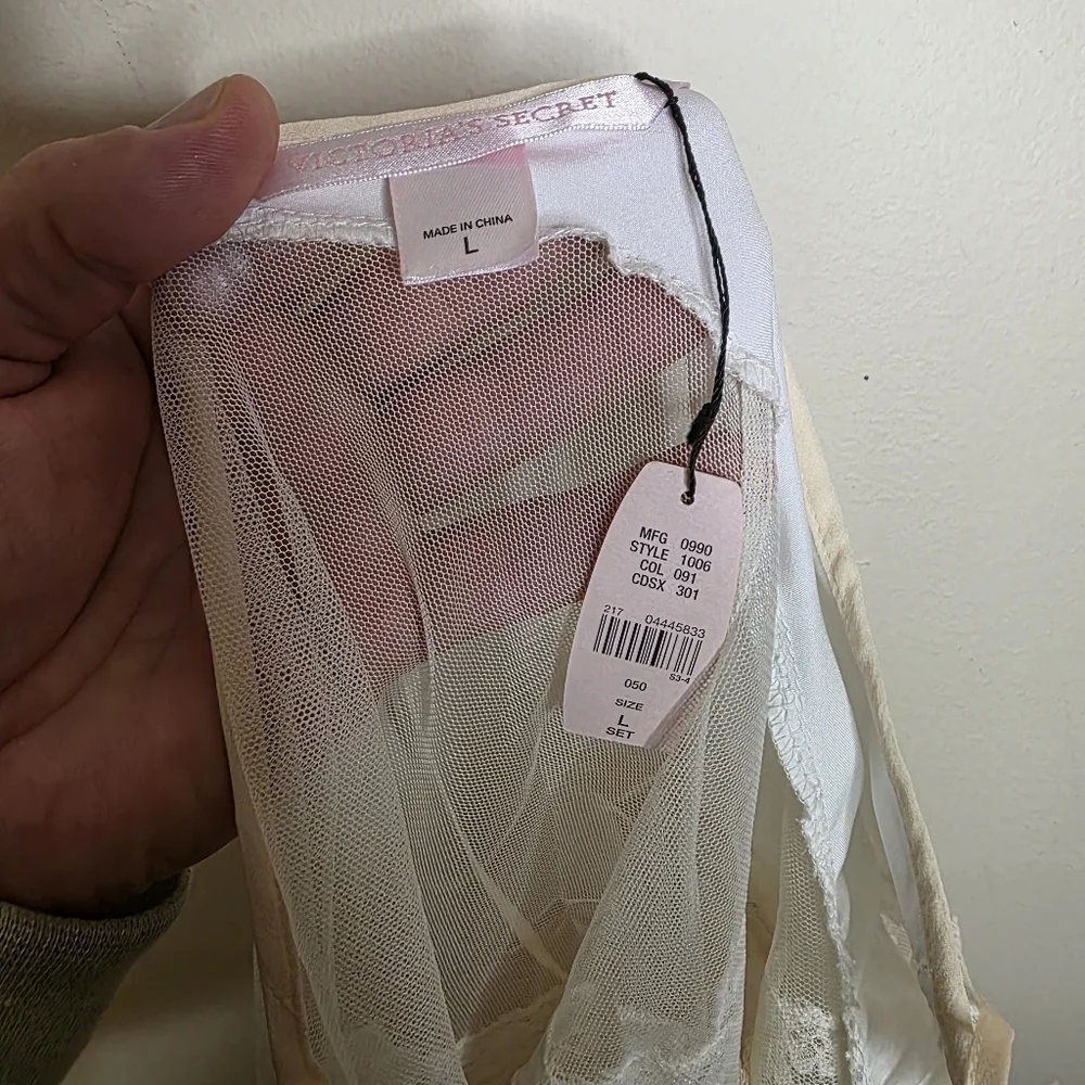 Victoria's Sectet Lingerie Chemise Lace Sequins Sheer Satin Size Large